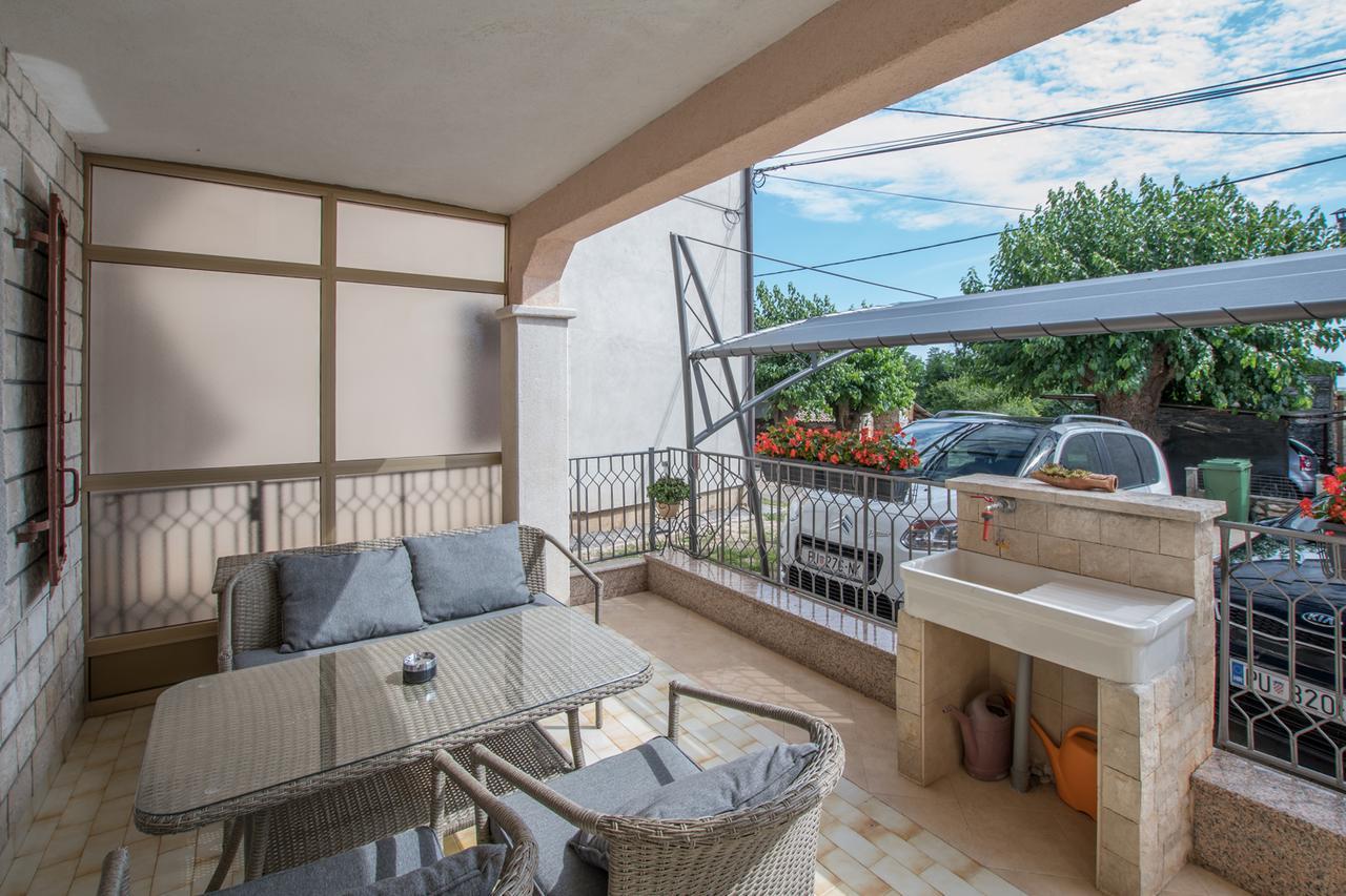 Apartmenst Saban 1709 Murine Exterior photo